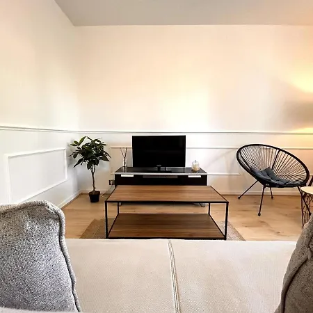 Le Cocon Des Maraichers & Parking Et 400 M From Train Station Appartamento Avon